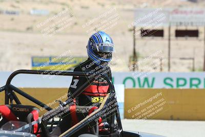media/May-18-2022-Open Track Racing (Wed) [[f96b7d3cf4]]/Around the Pits/